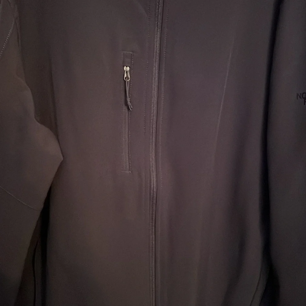 The Northface Windfall men’s 2XL gray jacket